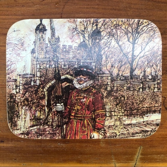 Set of 4 Cloverleaf Cork Back Coasters London Historical Landmarks - Picture 6 of 6